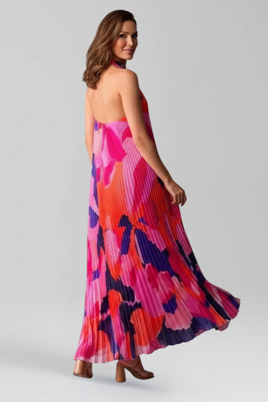 Luneth | Elegant Pleated Halter Maxi Dress