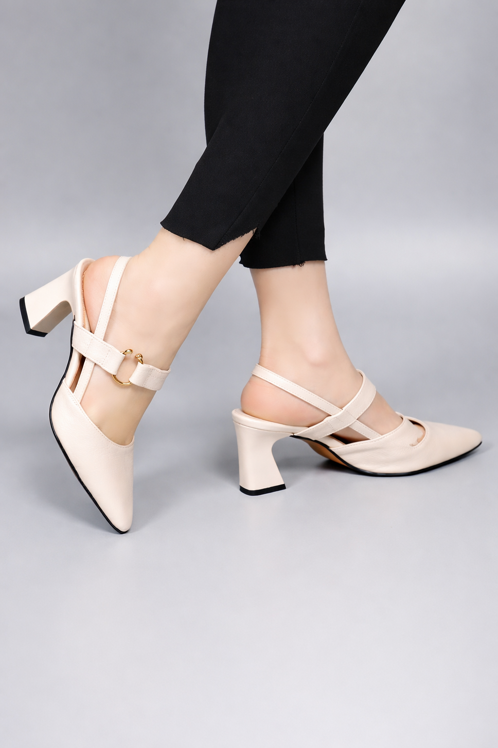 Isadora | Elegant Square Toe Slingback Heels