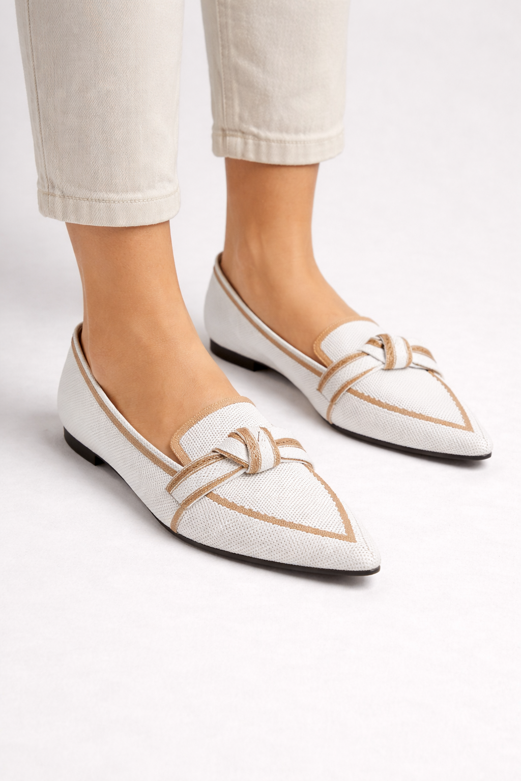 Evangeline | Elegant Pointed Toe Knit Bow Ballet Flats