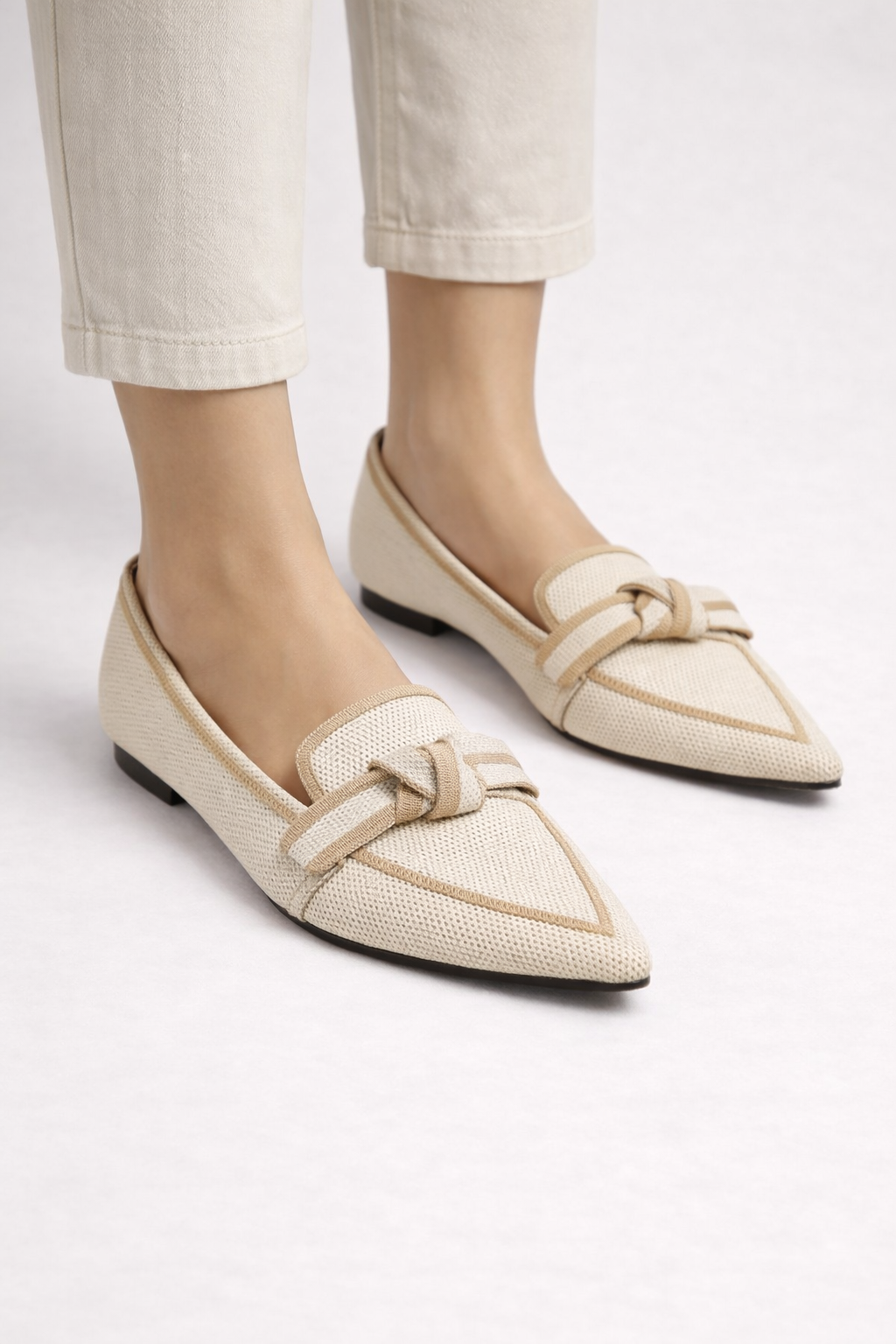 Evangeline | Elegant Pointed Toe Knit Bow Ballet Flats