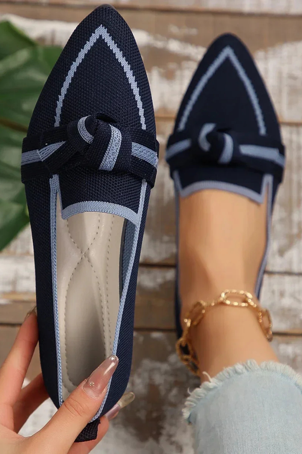 Evangeline | Elegant Pointed Toe Knit Bow Ballet Flats