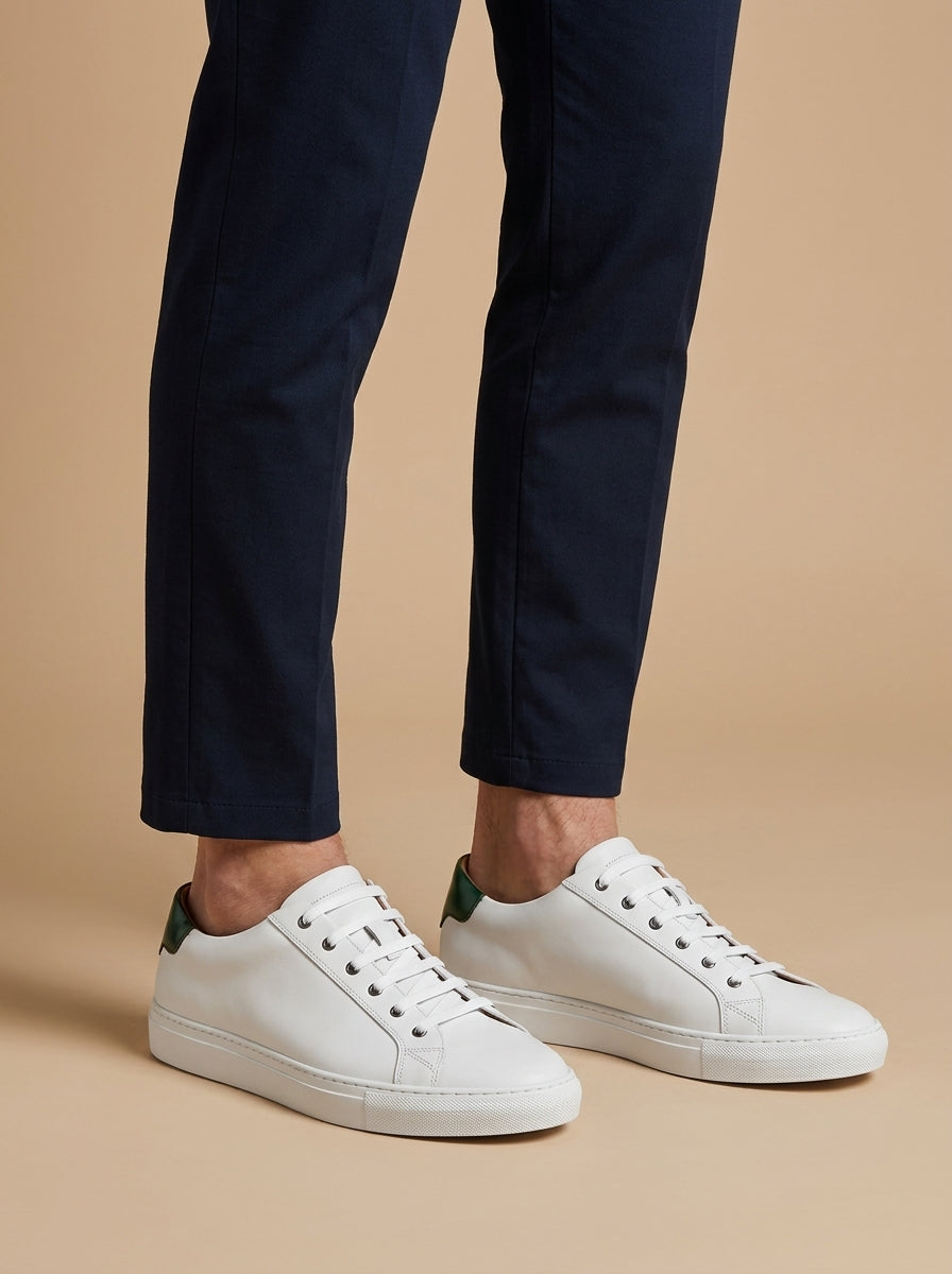 Men’s Casual White Sneakers with Contrast Heel – Minimal Lace-Up