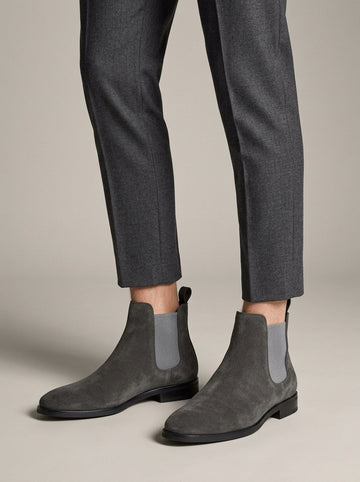Men's Chelsea Boots - Almond Toe - Elastic Gore - Block Heel