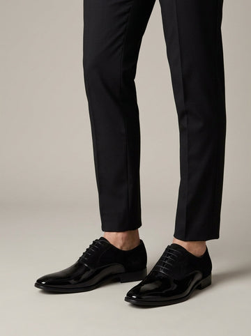 Men’s Glossy Leather Lace-Up Oxford Shoes with Almond Toe