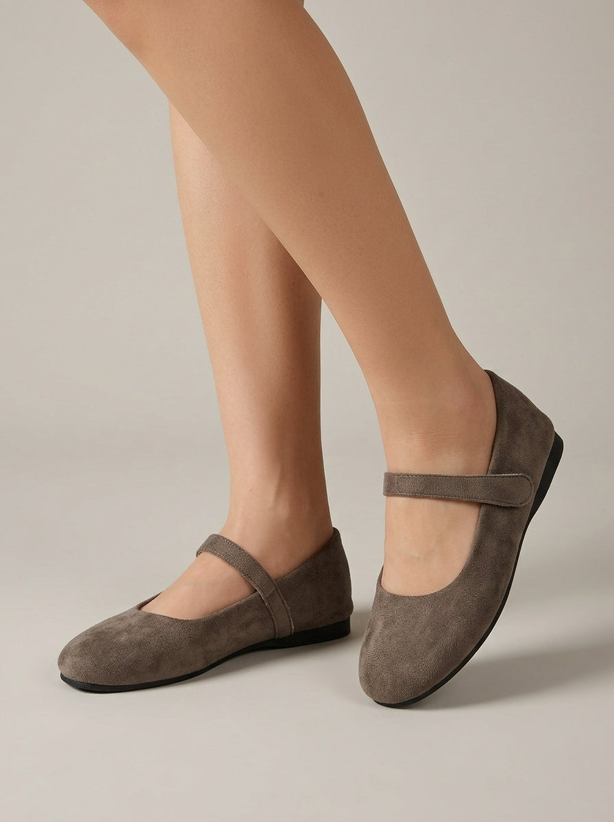 Women's Mary Jane Flats - Round Toe - Adjustable Strap