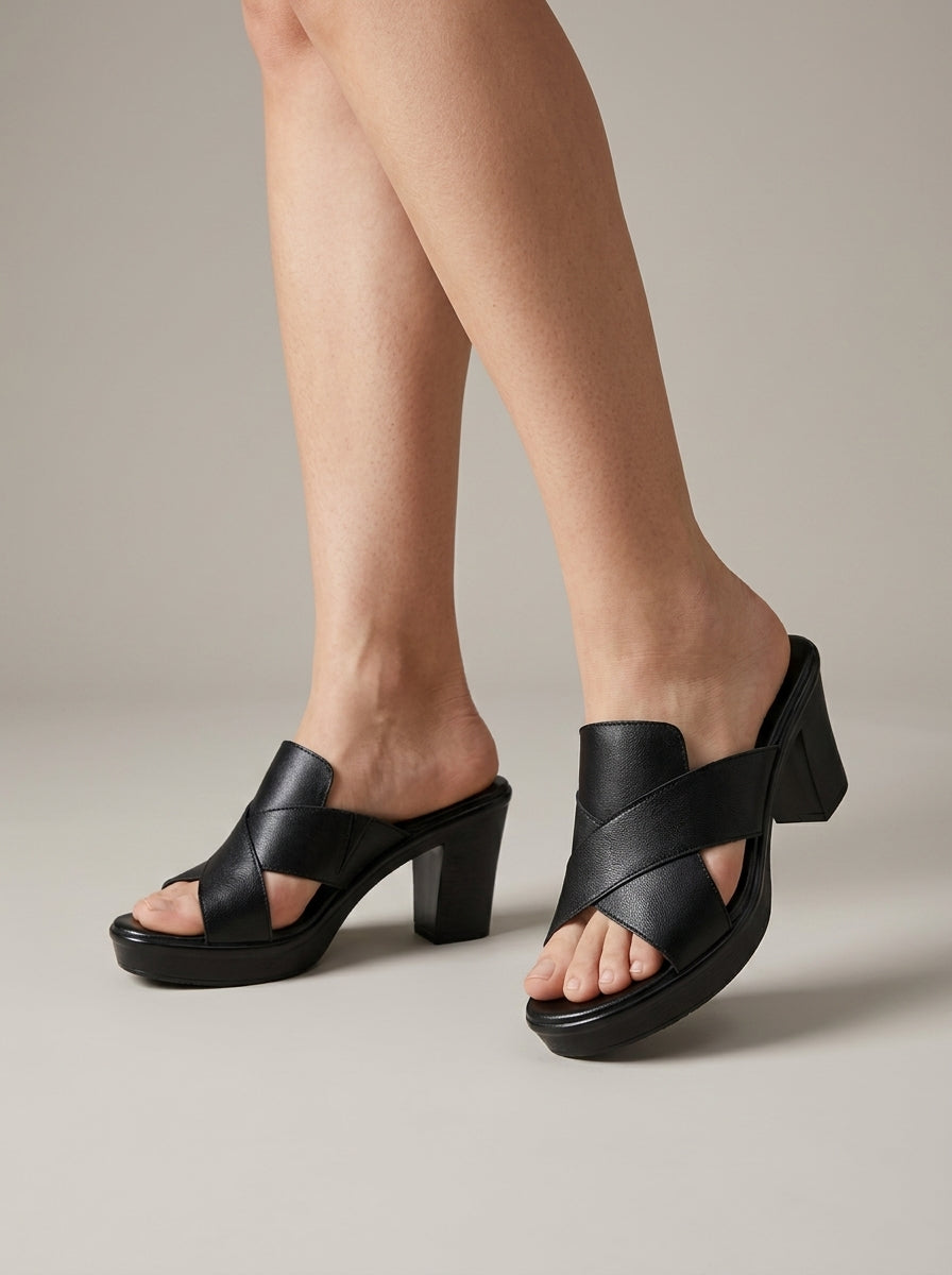 Women's Open Toe Platform Sandals with Crisscross Straps