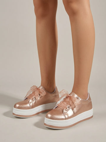 Women's Platform Sneakers Low-Top Lace-Up Metallic Upper