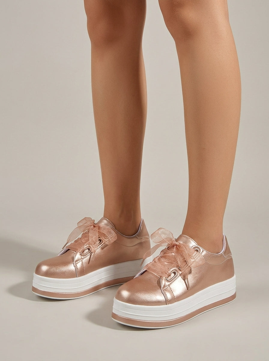 Women's Platform Sneakers Low-Top Lace-Up Metallic Upper