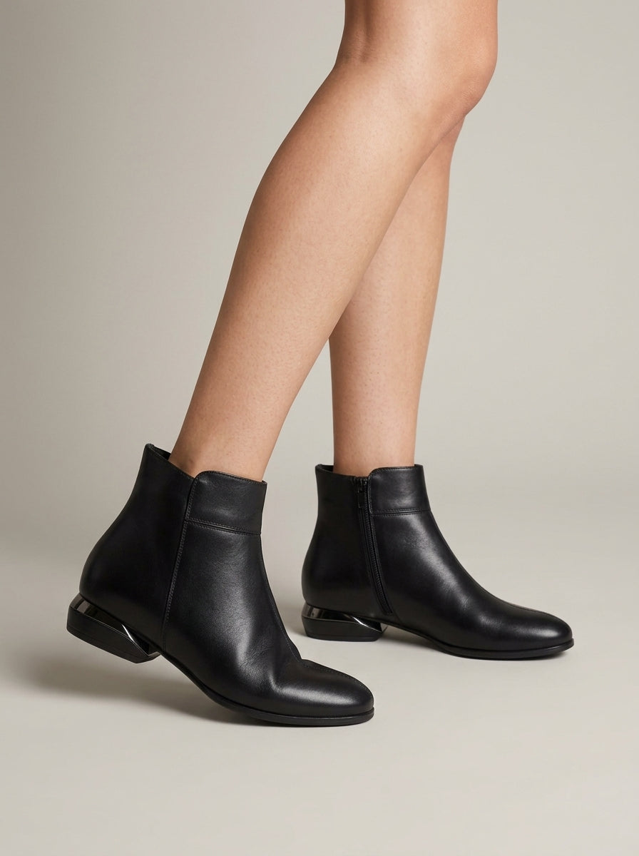 Women's Ankle Boots Block Heel Zip Closure Leather Upper