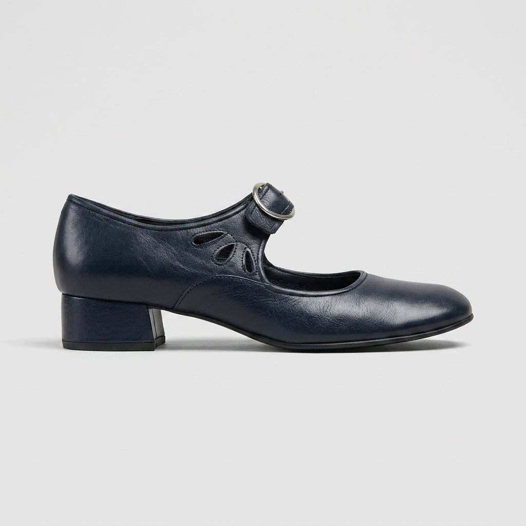 Women's Mary Jane Heels - Round Toe - Block Heel - Buckle Strap