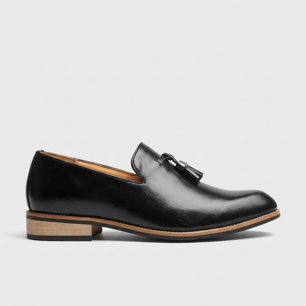 Men's Pointed Toe Tassel Loafers with Slip-On Closure