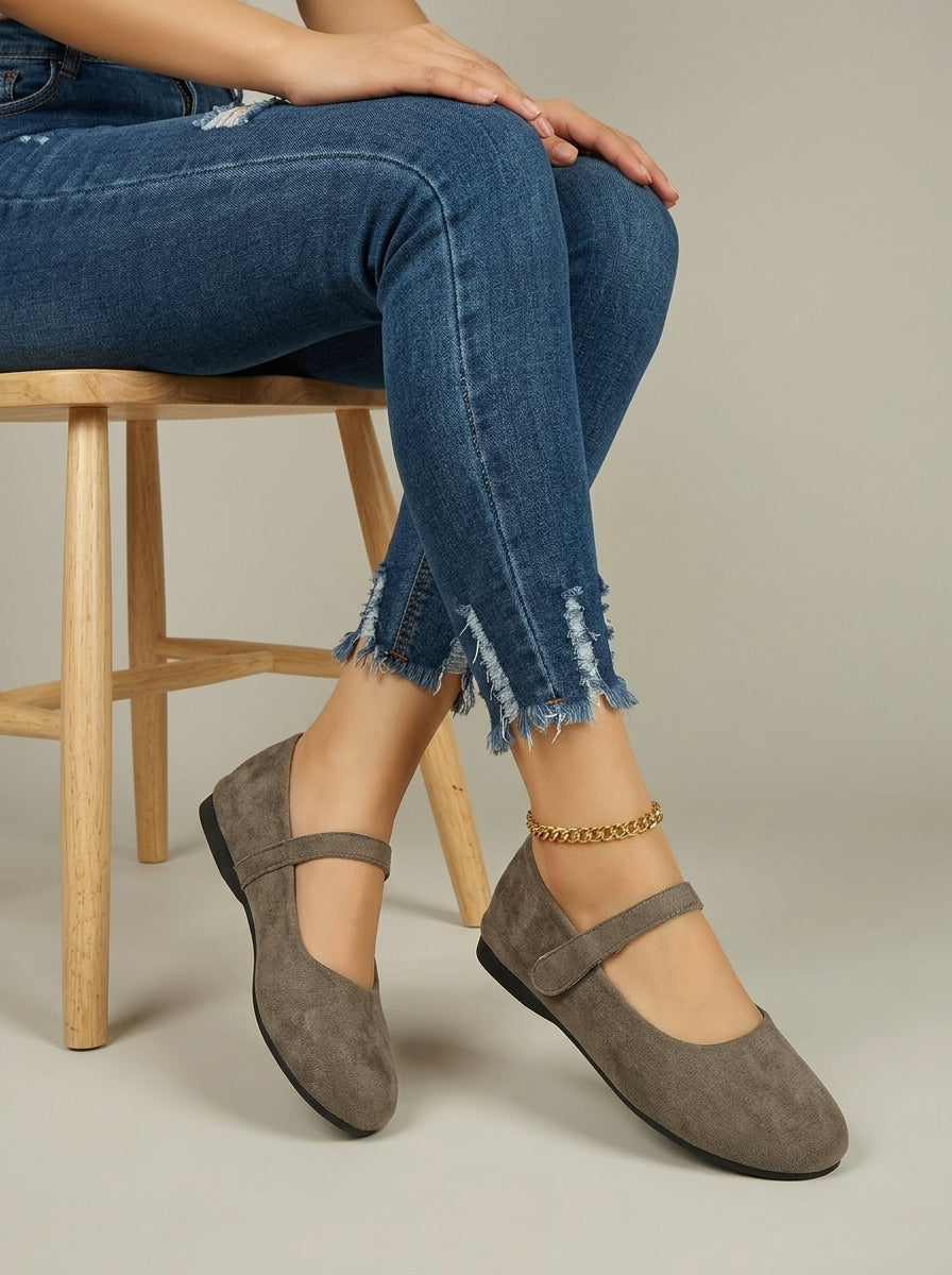 Women's Mary Jane Flats - Round Toe - Adjustable Strap