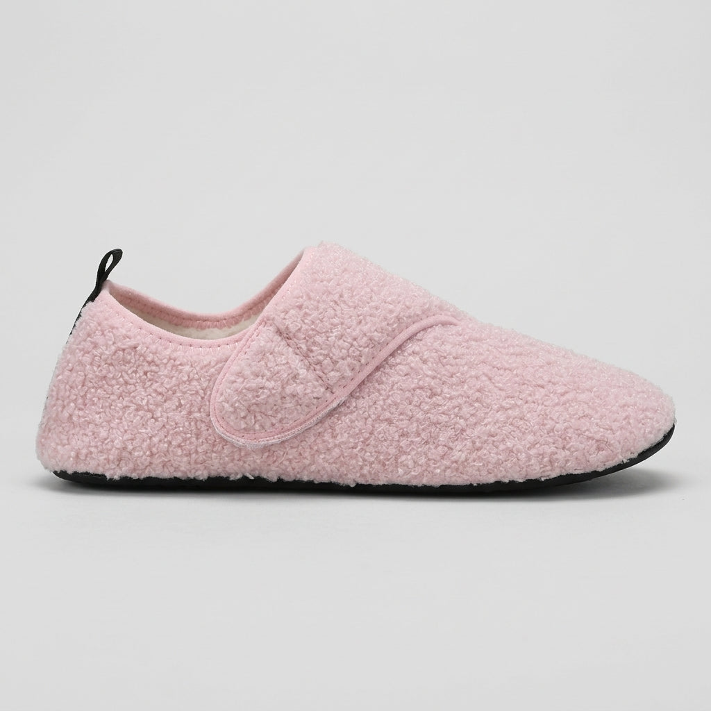Women's Slippers Closed-Toe Faux Fur Slip-On Rubber Sole