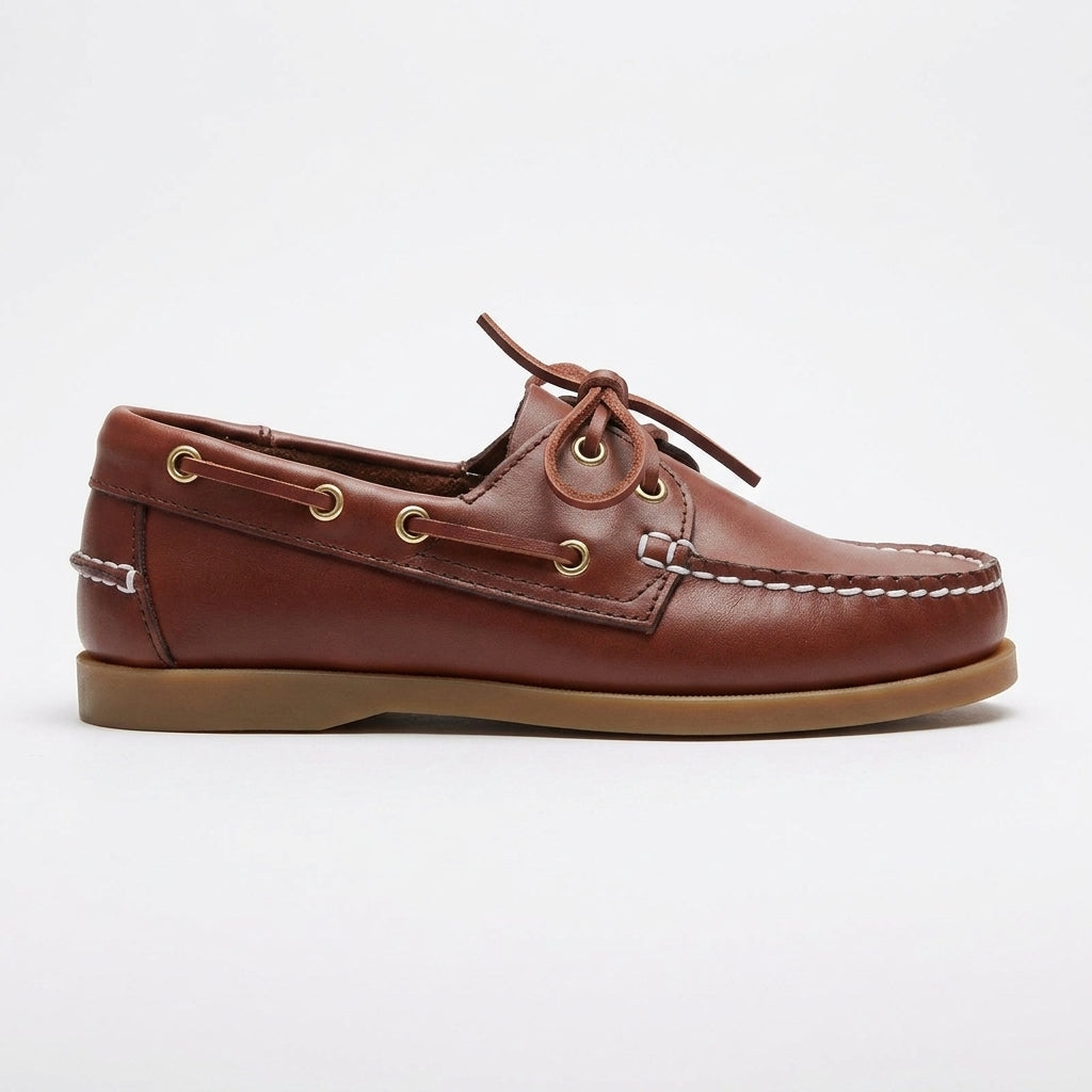 Men's Color-Block Leather Boat Shoes with Lace-Up Closure